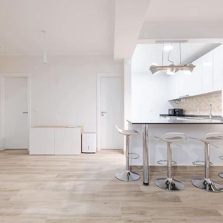 Central Gem II - Lisbon Trendy Santos District Экстерьер фото